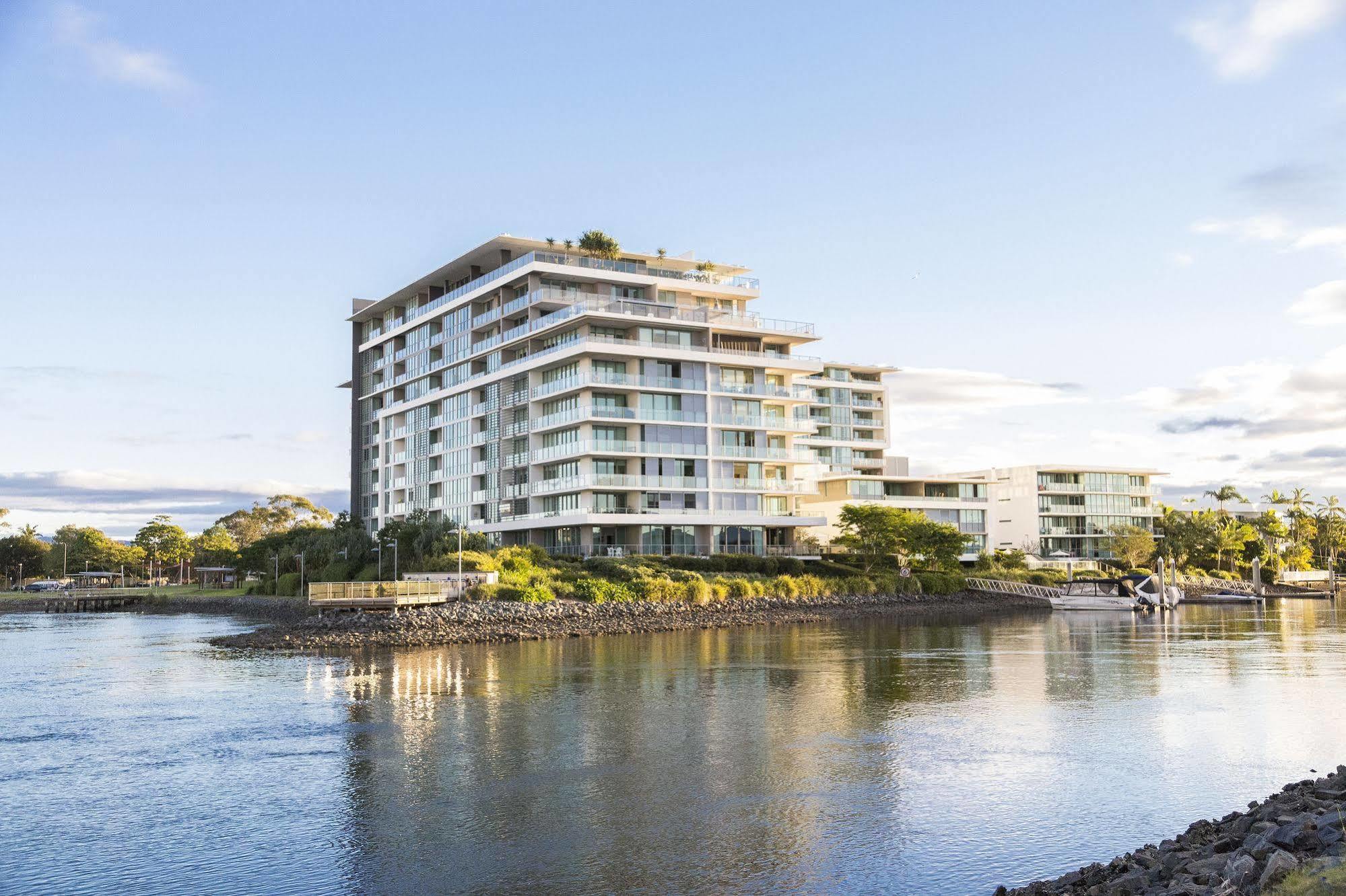 Ultiqa Freshwater Point Resort Gold Coast Exterior photo